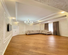 Satılır Yeni Tikili Azadlıq m., 8-ci mikrorayon, Binəqədi r.