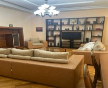 iceri seherde aylıq kiraye evler İçərişəhər m., Səbail r.