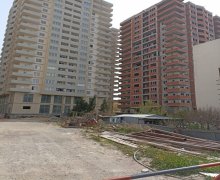 Satılır Yeni Tikili Xalqlar dostluğu m., 8-ci kilometr, Nizami r.