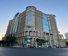 Satılır Yeni Tikili Elmlər akademiyası m., Yasamal r.