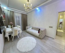 Satılır Köhnə Tikili Əhmədli m., Köhnə Günəşli qəs., Xətai r.