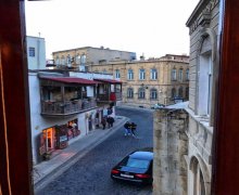 Kirayə (aylıq) Köhnə Tikili İçərişəhər m., Səbail r.