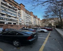 Kirayə (aylıq) Köhnə Tikili Azadlıq m., 8-ci mikrorayon, Binəqədi r. Kirayə (aylıq) Köhnə Tikili Azadlıq m., 8-ci mikrorayon, Binəqədi r.