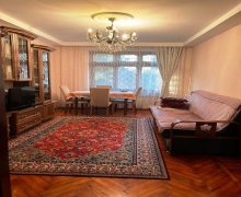 Satılır Köhnə Tikili Neftçilər m., 8-ci kilometr, Nizami r.