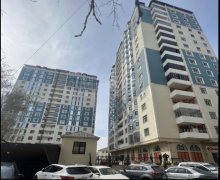 Satılır Yeni Tikili Azadlıq m., Binəqədi r.