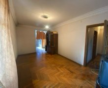 Satılır Köhnə Tikili Xalqlar dostluğu m., Nizami r.