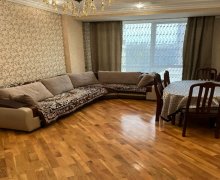 Satılır Yeni Tikili Neftçilər m., Bakıxanov qəs., Sabunçu r. Satılır Yeni Tikili Neftçilər m., Bakıxanov qəs., Sabunçu r.
