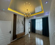 qara qarayevde satilan evler Qara Qarayev m., Nizami r.