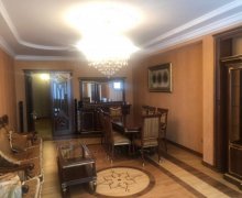 genclikde evlerin qiymeti Gənclik m., Nərimanov r.