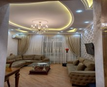 Satılır Köhnə Tikili Qara Qarayev m., Nizami r.