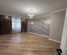 Satılır Yeni Tikili Sumqayıt ş. Satılır Yeni Tikili Sumqayıt ş.