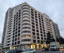 Satılır Yeni Tikili Bakıxanov qəs., Sabunçu r.