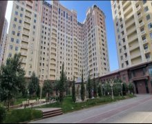 Satılır Yeni Tikili Elmlər akademiyası m., Yasamal qəs., Favorit market Elmlər, Yasamal r.