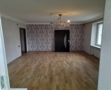 Satılır Köhnə Tikili Neftçilər m., 8-ci kilometr, Nizami r. Satılır Köhnə Tikili Neftçilər m., 8-ci kilometr, Nizami r.