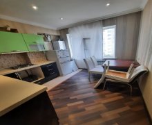 Kirayə (aylıq) otaqli evler Xırdalan ş. Kirayə (aylıq) otaqli evler Xırdalan ş.