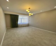 Satılır Yeni Tikili Xalqlar dostluğu m., 8-ci kilometr, Nizami r.