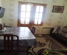 Satılır Köhnə Tikili Azadlıq m., 8-ci mikrorayon, Binəqədi r.