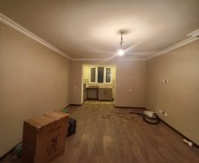 Satılır Köhnə Tikili Xırdalan ş.