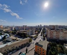 Satılır Yeni Tikili Azadlıq m., 8-ci mikrorayon, Binəqədi r.