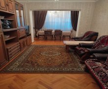 Satılır Köhnə Tikili Elmlər akademiyası m., Yasamal r.