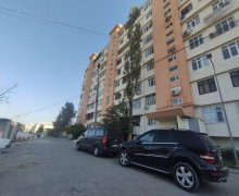 ehmedlide kohne tikili evler Əhmədli m., Xətai r.