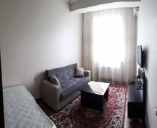 elmlerde kiraye aylıq evler 1 otaqli Elmlər akademiyası m., Yeni Yasamal qəs., Yasamal r. elmlerde kiraye aylıq evler 1 otaqli Elmlər akademiyası m., Yeni Yasamal qəs., Yasamal r.
