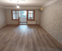 Satılır Köhnə Tikili Xalqlar dostluğu m., 8-ci kilometr, Nizami r.