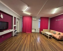 iceri seherde aylıq kiraye evler İçərişəhər m., Səbail r.