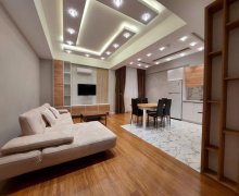 Satılır Yeni Tikili Elmlər akademiyası m., Yasamal r.