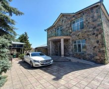 Kirayə (günlük) Həyət evi/villa Quba ş. Kirayə (günlük) Həyət evi/villa Quba ş.