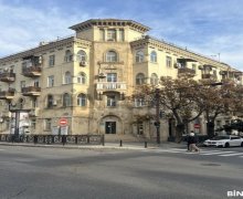 iceri seherde aylıq kiraye evler İçərişəhər m., Səbail r.