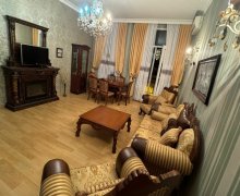 iceri seherde aylıq kiraye evler İçərişəhər m., Səbail r.