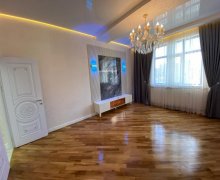 memar ecemide satilan evler Memar Əcəmi m., 5-ci mikrorayon, Nəsimi r.