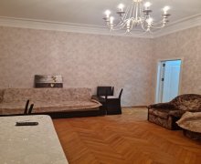 Kirayə (aylıq) Köhnə Tikili Elmlər akademiyası m., Yasamal r.