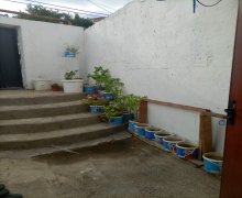bakida kiraye aylıq Həyət evi/villa Neftçilər m., Bakıxanov qəs., Sabunçu r.