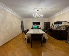 Satılır Köhnə Tikili Yeni Günəşli qəs., Suraxanı r. Satılır Köhnə Tikili Yeni Günəşli qəs., Suraxanı r.