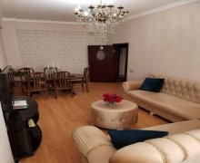 iceri seherde evlerin qiymeti İçərişəhər m., Səbail r. iceri seherde evlerin qiymeti İçərişəhər m., Səbail r.