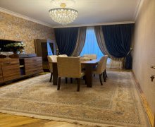 Satılır Köhnə Tikili Əhmədli m., Əhmədli, Xətai r.