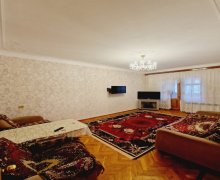 Kirayə (aylıq) Köhnə Tikili Azadlıq m., 7-ci mikrorayon, Binəqədi r. Kirayə (aylıq) Köhnə Tikili Azadlıq m., 7-ci mikrorayon, Binəqədi r.