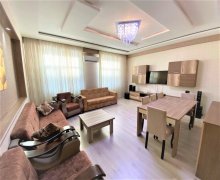 Satılır Yeni Tikili Bayıl qəs., Səbail r. Satılır Yeni Tikili Bayıl qəs., Səbail r.