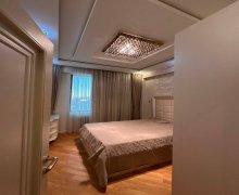 Satılır Yeni Tikili Xırdalan ş.