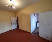 Satılır Köhnə Tikili Memar Əcəmi m., 2-ci mikrorayon, Nəsimi r.