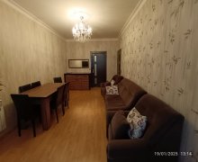 Satılır Köhnə Tikili Azadlıq m., 7-ci mikrorayon, Binəqədi r.