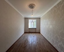 Satılır Köhnə Tikili Qaraçuxur qəs., Suraxanı r.