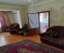 ecemide aylıq kiraye evler 2018 Memar Əcəmi m., 4-cü mikrorayon, Nəsimi r.