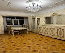 Satılır Köhnə Tikili Xalqlar dostluğu m., 8-ci kilometr, Nizami r.