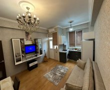 Satılır Yeni Tikili Xırdalan ş.