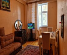 memar ecemide satilan evler Memar Əcəmi m., 9-cu mikrorayon, Binəqədi r.