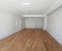 Satılır Yeni Tikili Xırdalan ş.