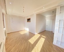 Satılır Yeni Tikili Yeni Günəşli qəs., Suraxanı r.